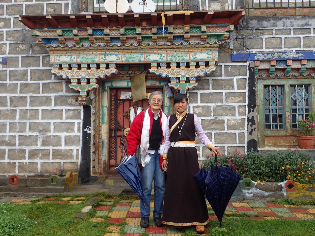 Gongbo Tibetan home visit